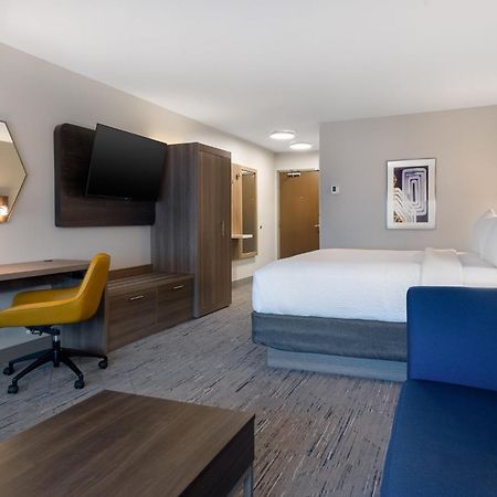 Holiday Inn Express & Suites Oscoda By Ihg 外观 照片