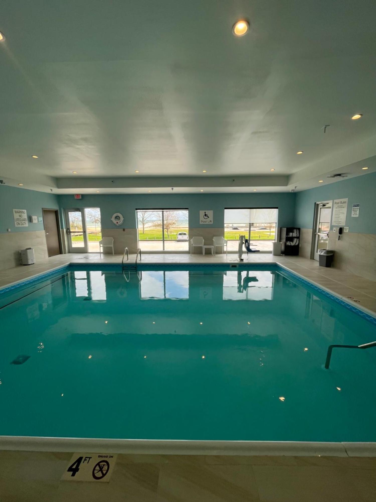 Holiday Inn Express & Suites Oscoda By Ihg 外观 照片