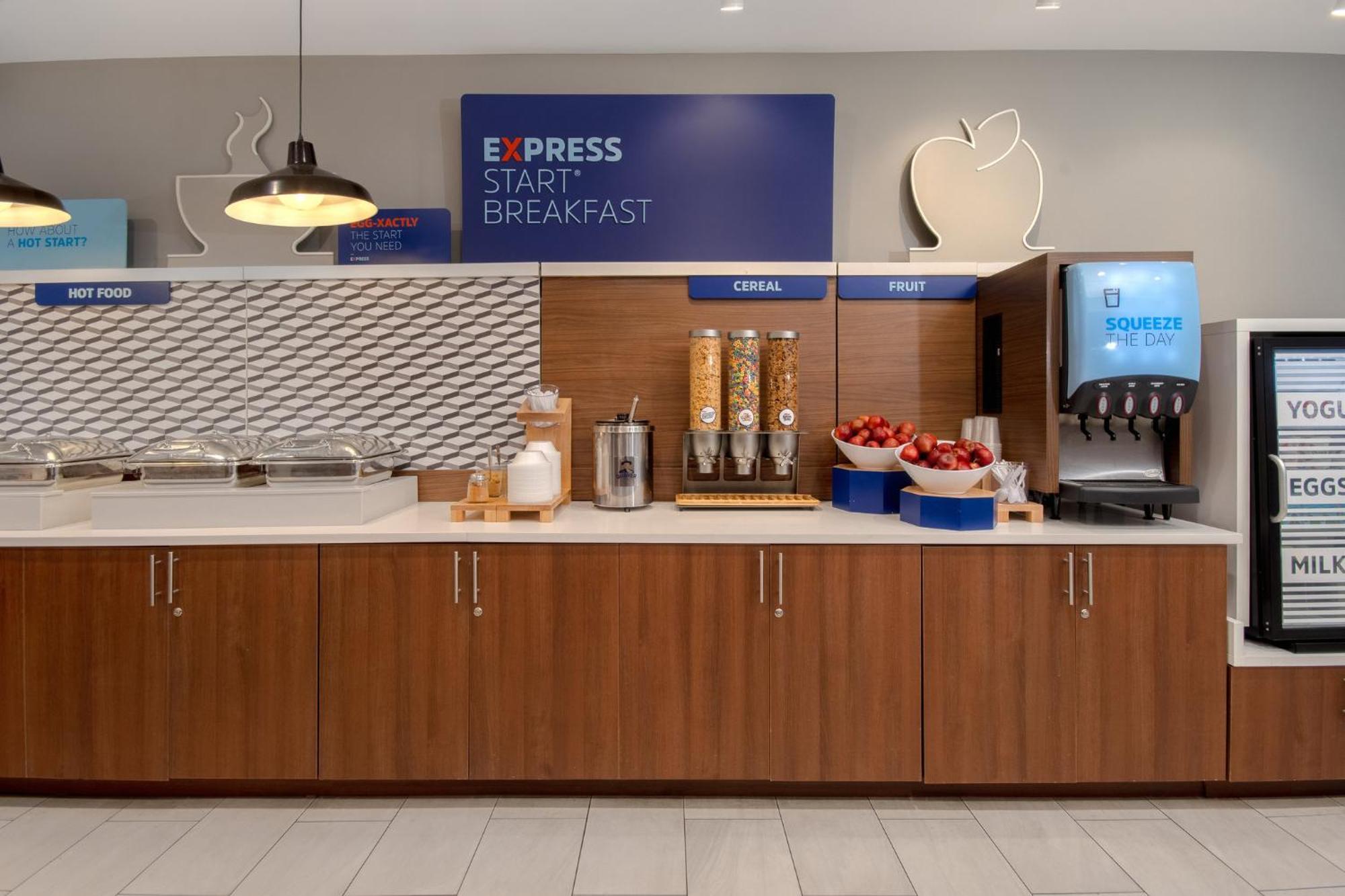 Holiday Inn Express & Suites Oscoda By Ihg 外观 照片