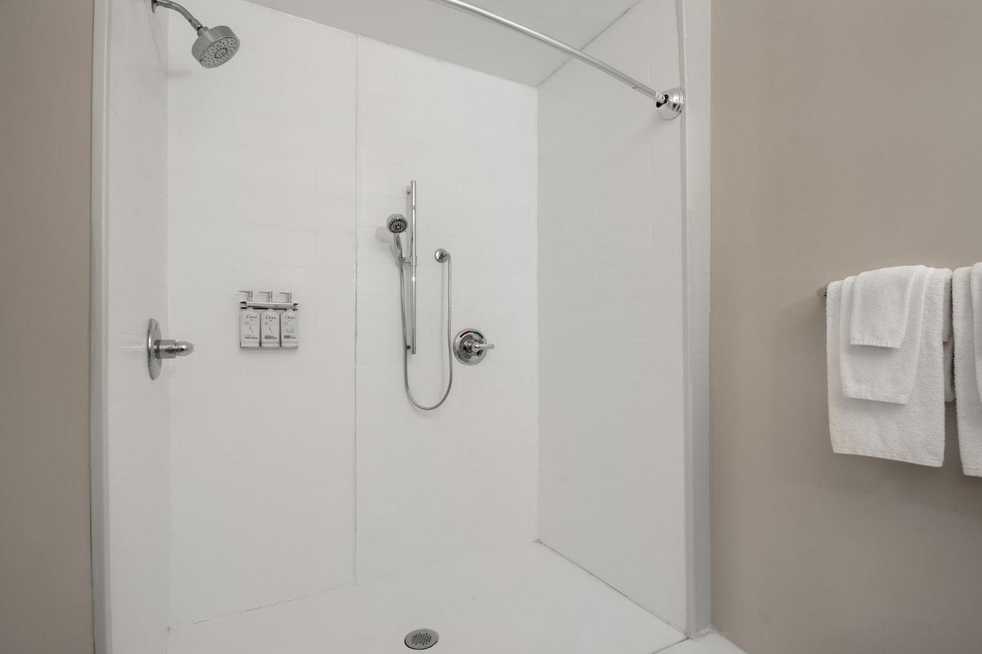 Holiday Inn Express & Suites Oscoda By Ihg 外观 照片