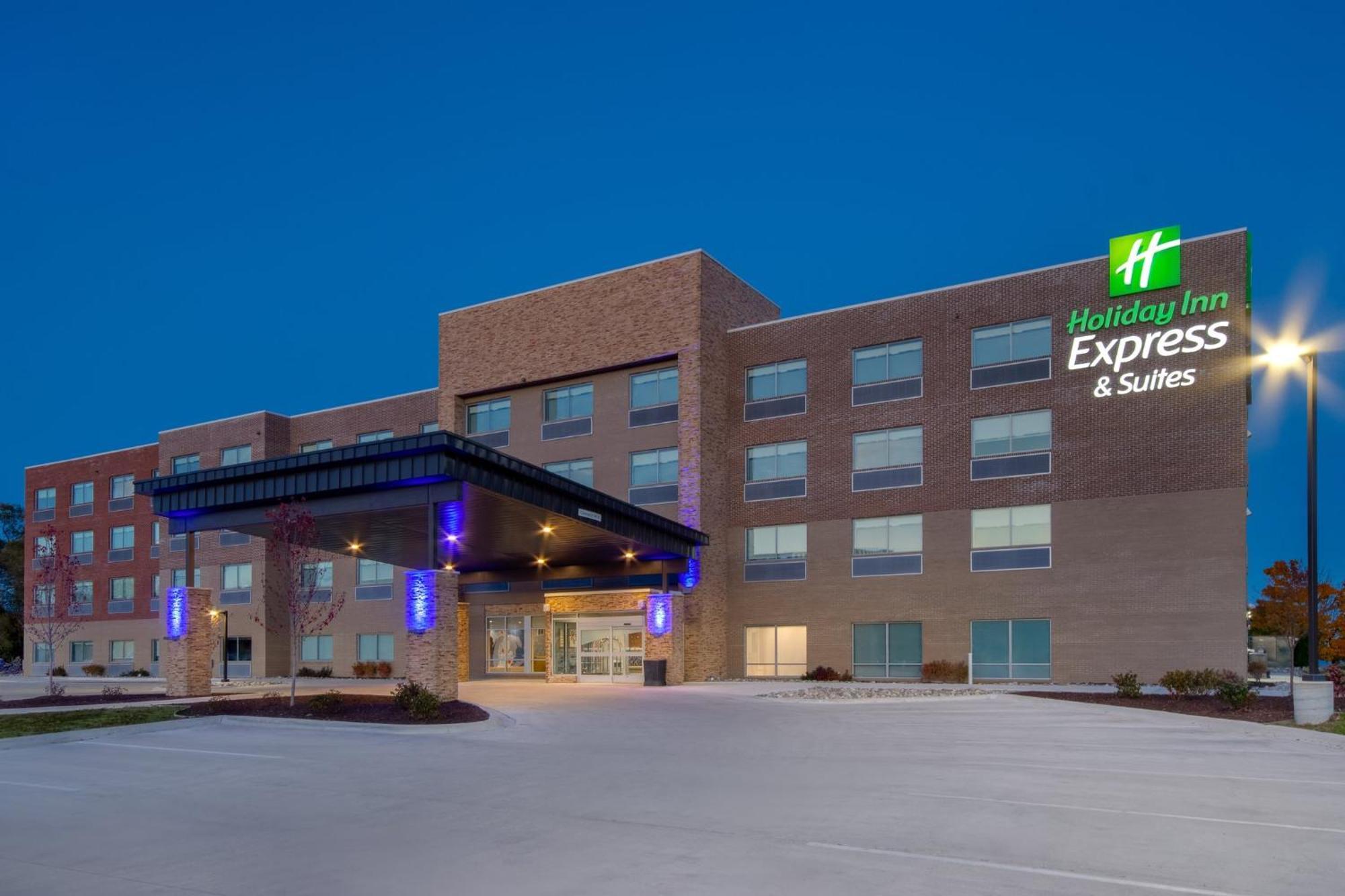 Holiday Inn Express & Suites Oscoda By Ihg 外观 照片