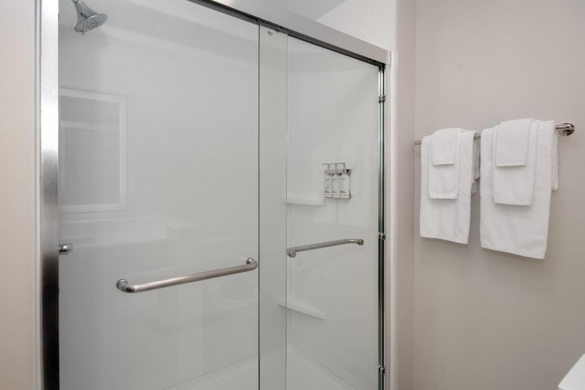 Holiday Inn Express & Suites Oscoda By Ihg 外观 照片
